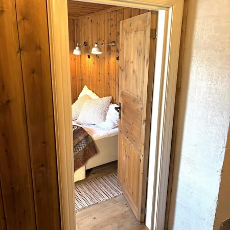 Stallen - Koselig Lite Hus Pa Gardstun Feriehus Skjåk
