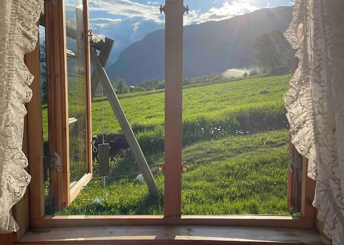 Stallen - Koselig Lite Hus Pa Gardstun Tatil Evi